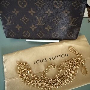 Louis Vuitton Pochette Wallet Monogram Zip Top